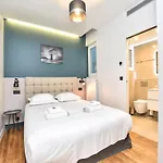 Authentic Apartment - 2Br 8P - Near Opera Garnier