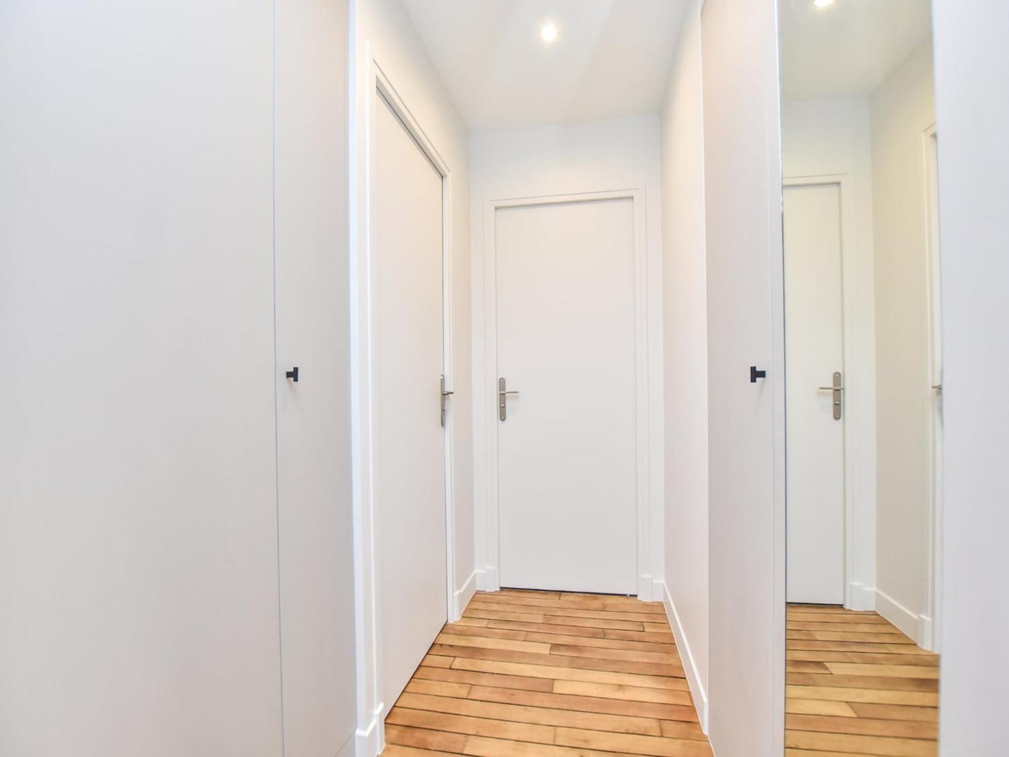 Authentic - 2br 8p - Near Opera Garnier