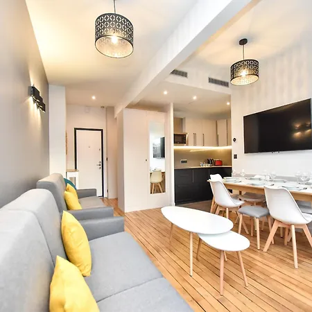 Authentic - 2br 8p - Near Opera Garnier Apartment