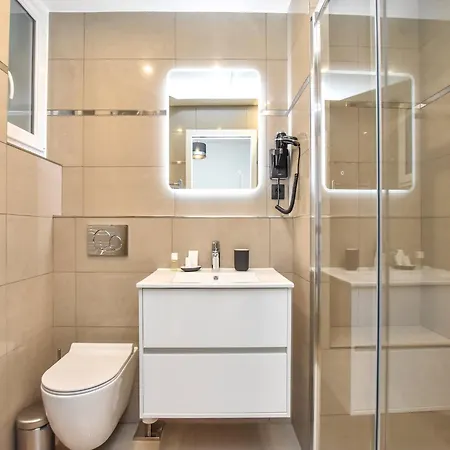 Apartment Authentic - 2br 8p - Near Opera Garnier
