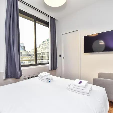 Authentic - 2br 8p - Near Opera Garnier Paris